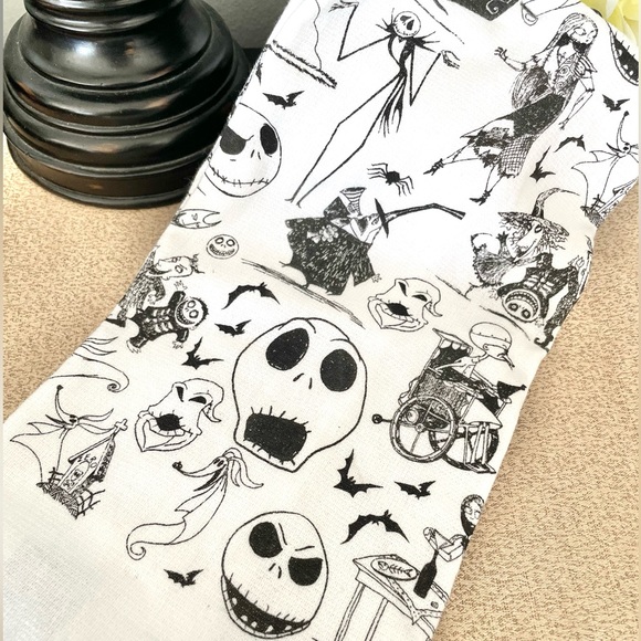 NWT Set of 2 JACK SKELLINGTON The Nightmare Before Christmas Kitchen Towels - Picture 4 of 6